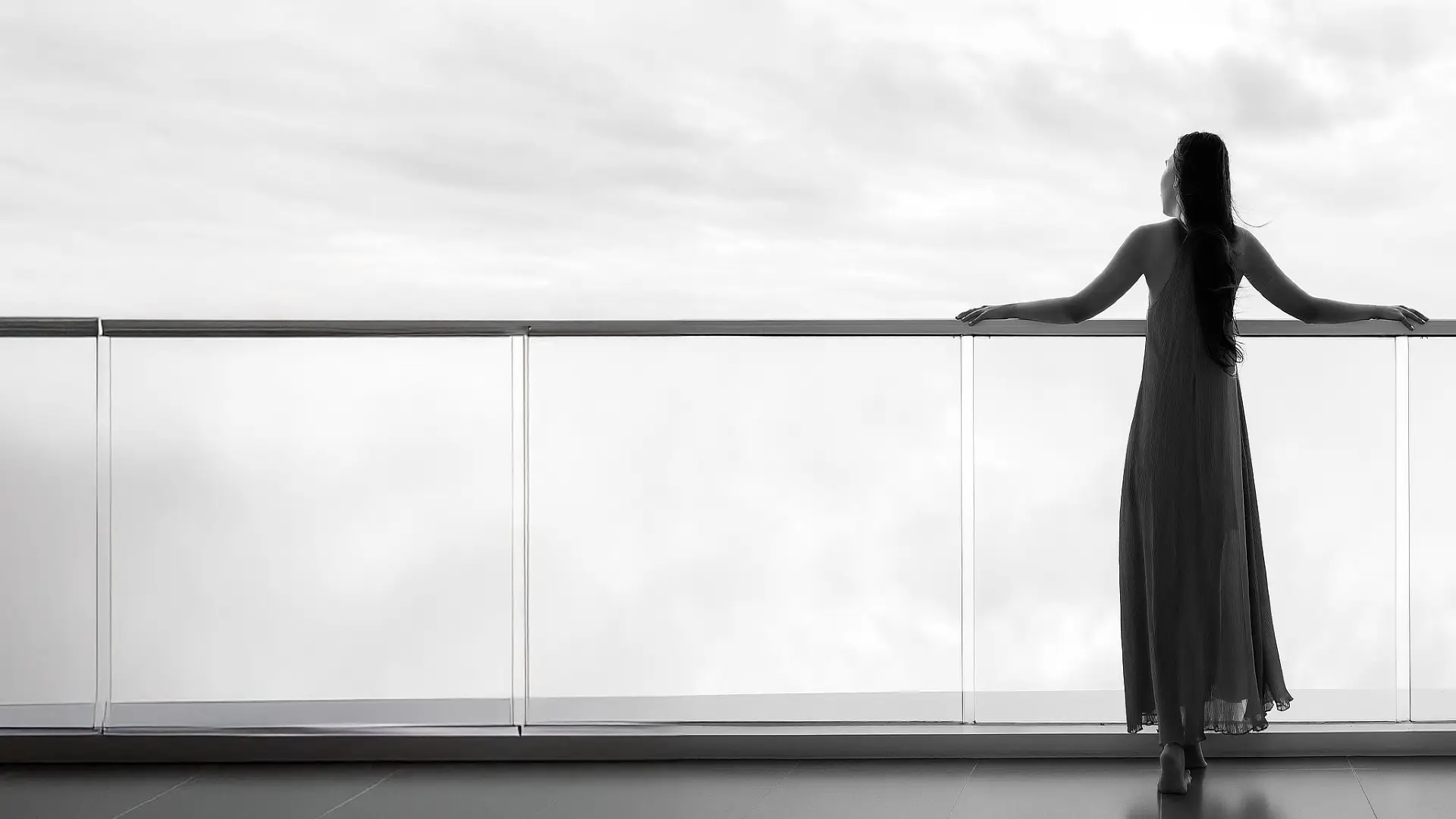 Assistir ao vídeo Square Design Residence — Decorado